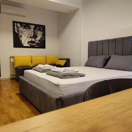 Djs Apartamento Escópia